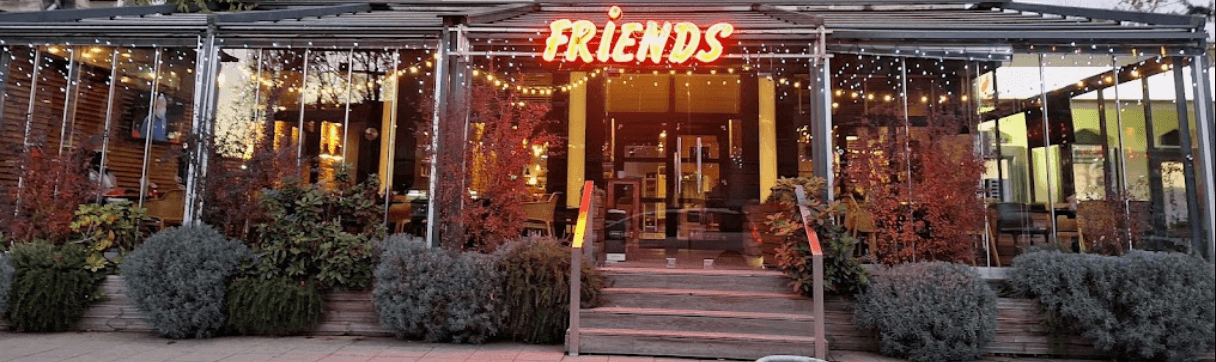 Friends Bar & Dinner